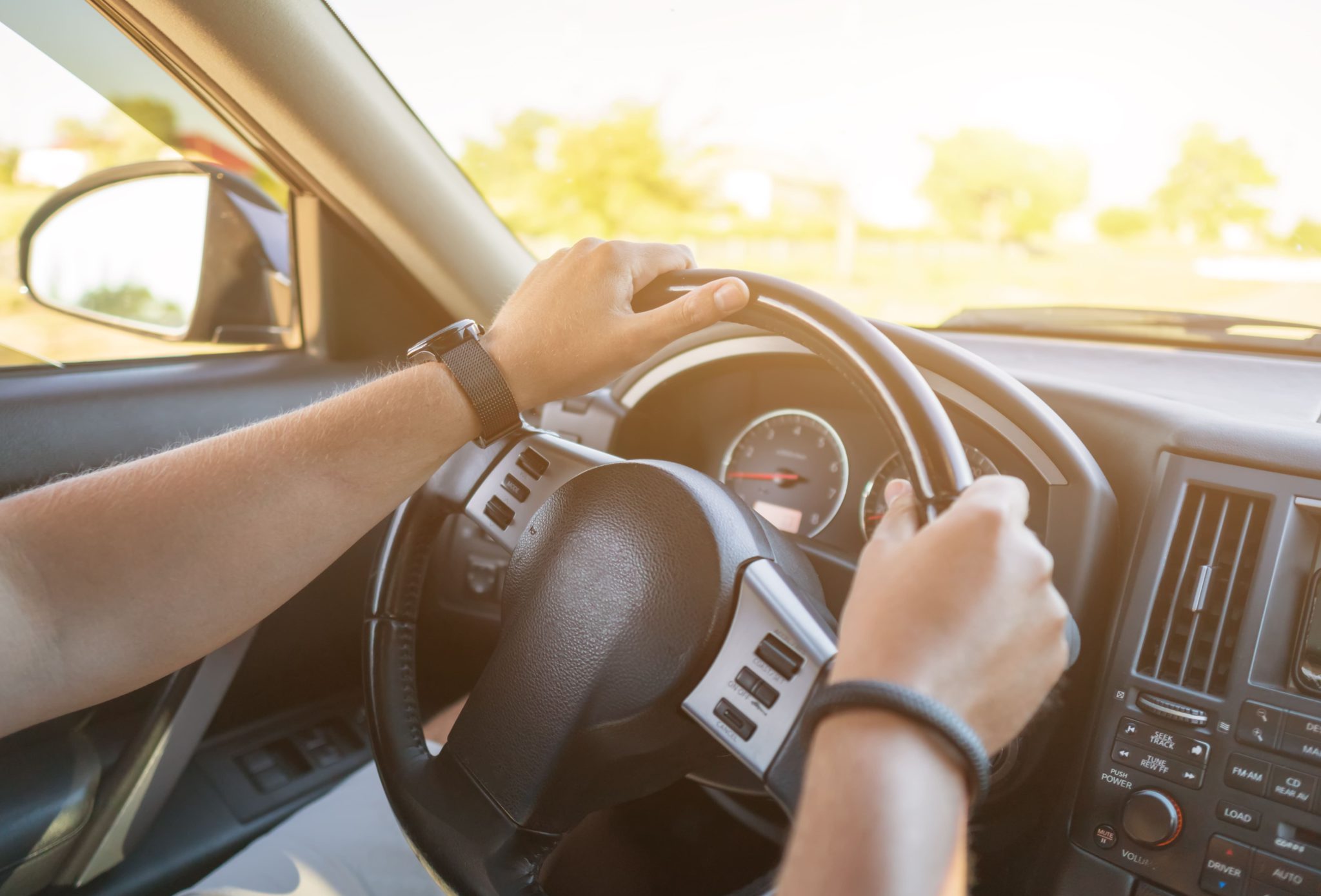 Causas por las que la dirección del auto se puede averiar